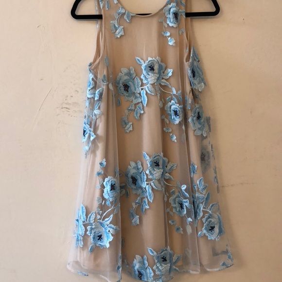 NWT Beige by Eci Swing Dress - S - Picture 2 of 6